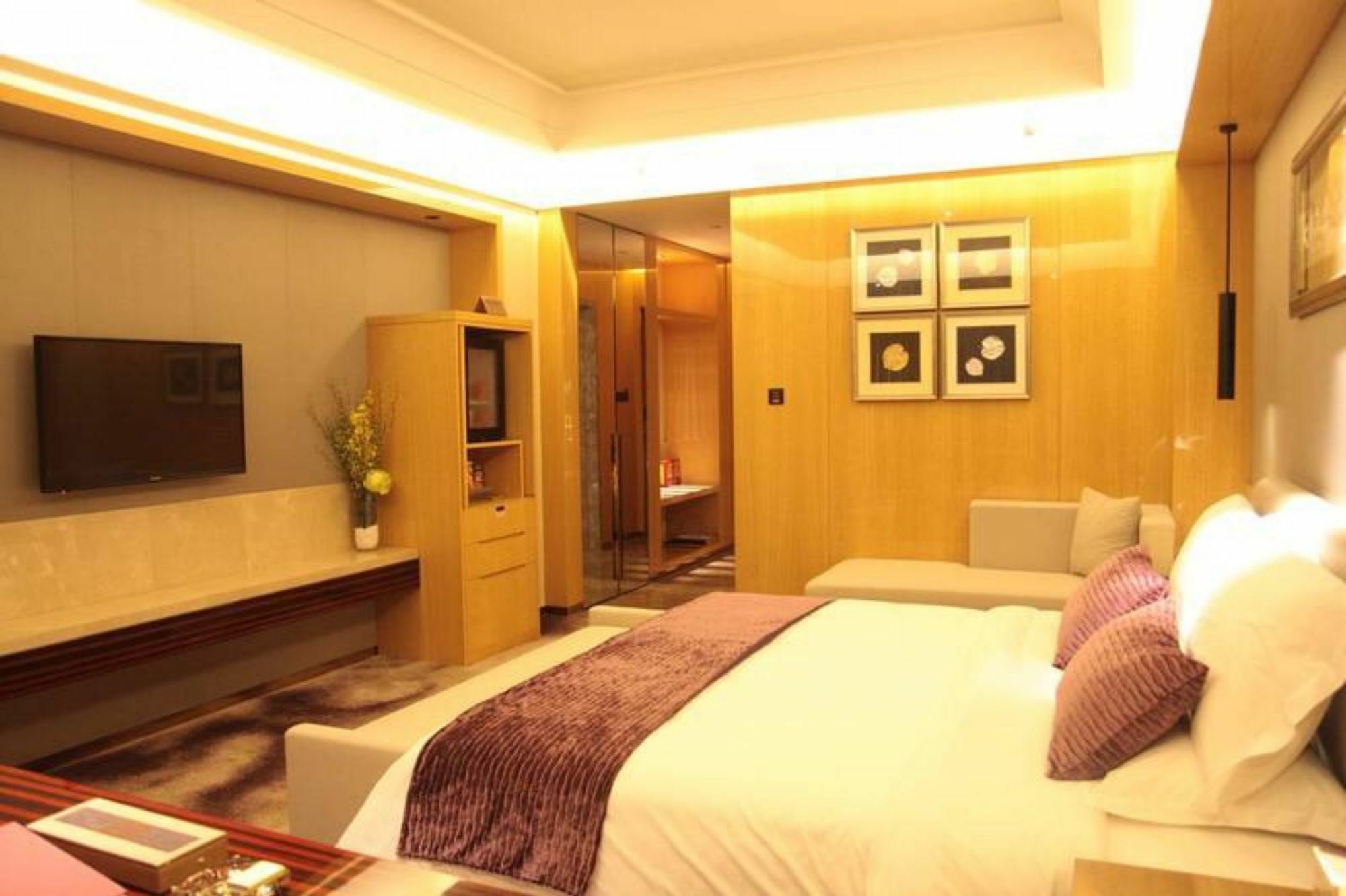 Swan Lake Recreation Hotel Foshan Exterior foto